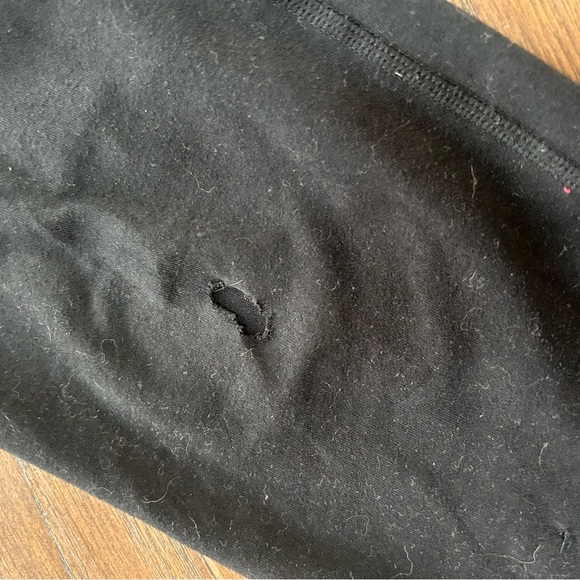 Women Black Leggings - Picture 3 of 3